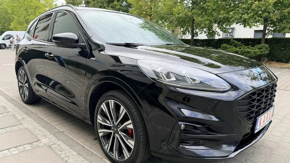 FORD Kuga -