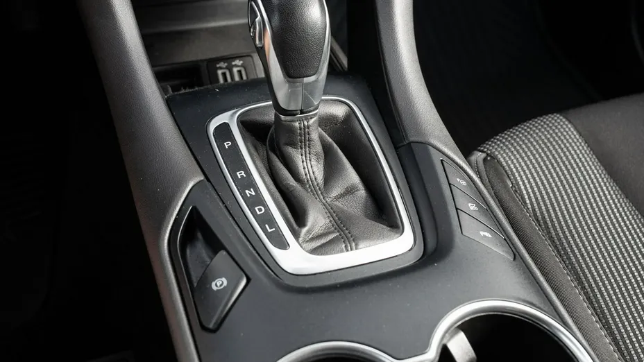 FORD Mondeo -