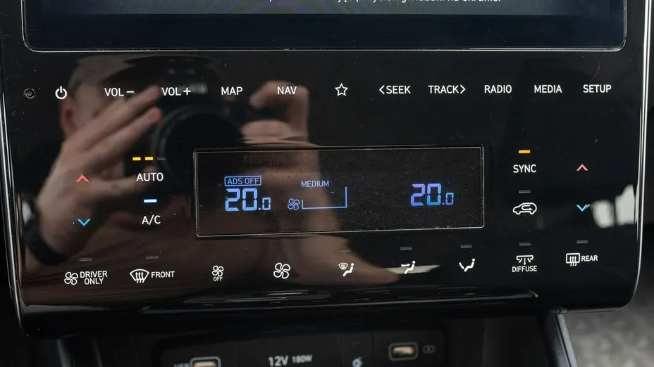 HYUNDAI Tucson -