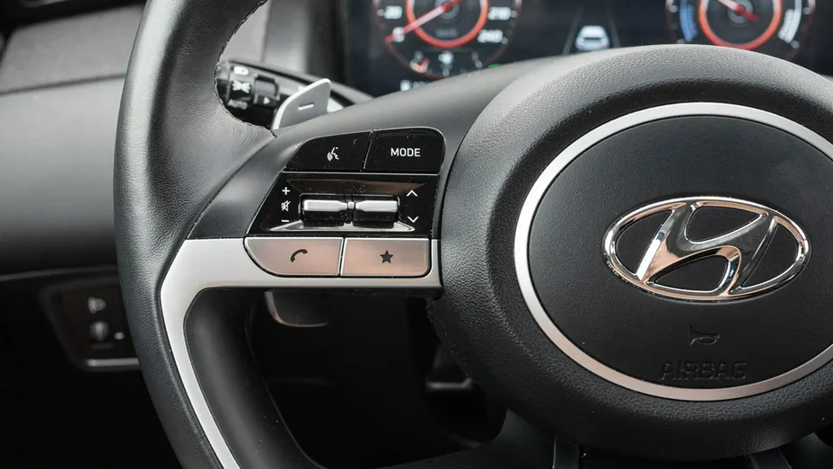 HYUNDAI Tucson -