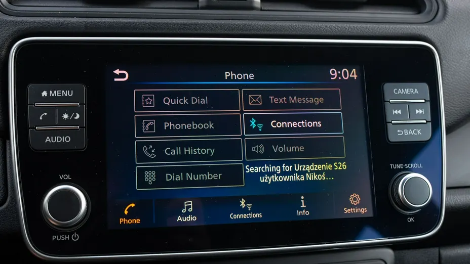 NISSAN Leaf -