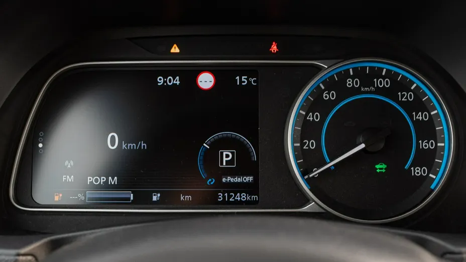 NISSAN Leaf -
