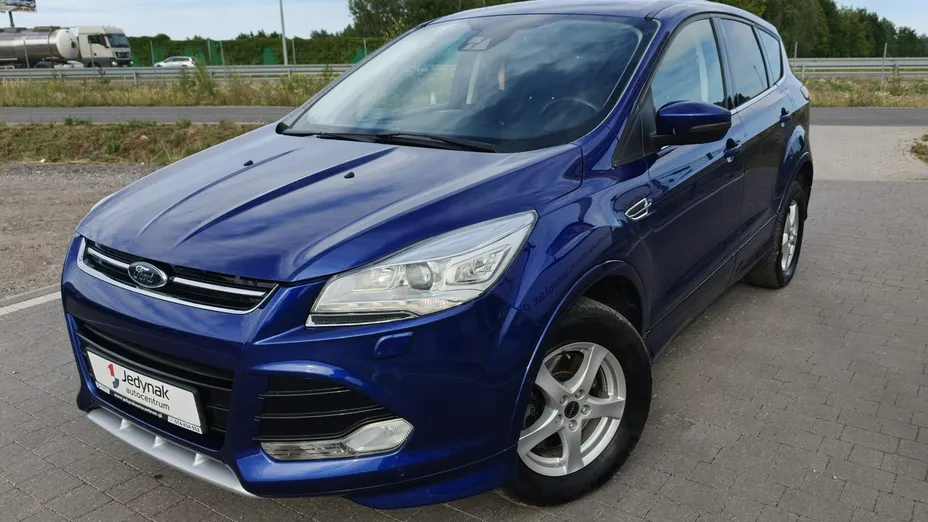 FORD Kuga -