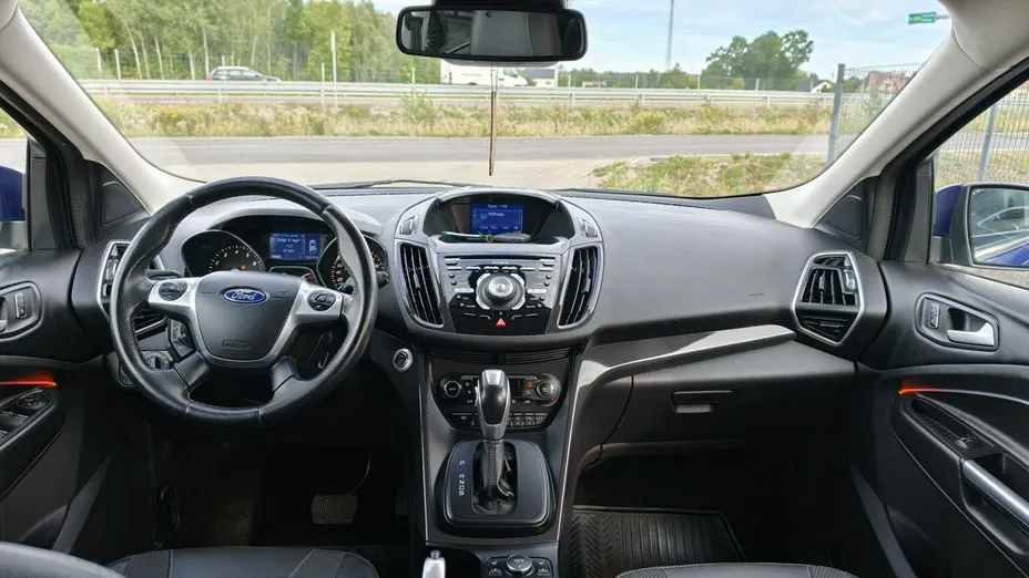 FORD Kuga -