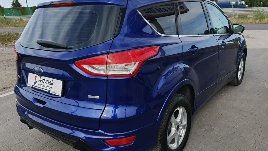 FORD Kuga -