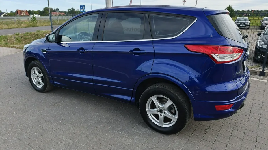 FORD Kuga -