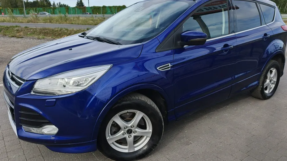 FORD Kuga -