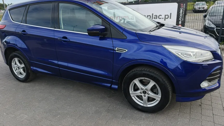 FORD Kuga -