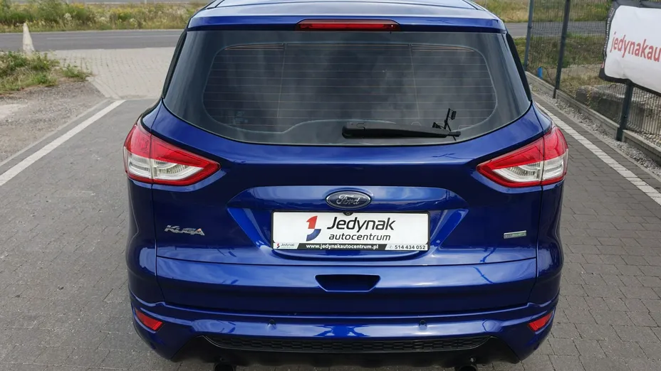 FORD Kuga -