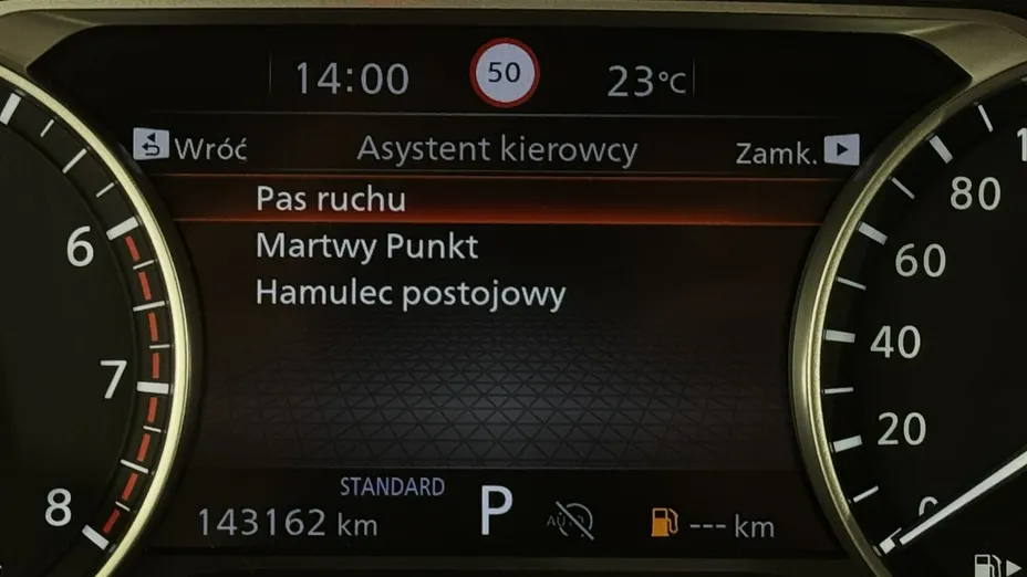 NISSAN Qashqai -