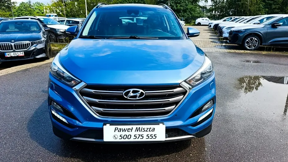 HYUNDAI Tucson -