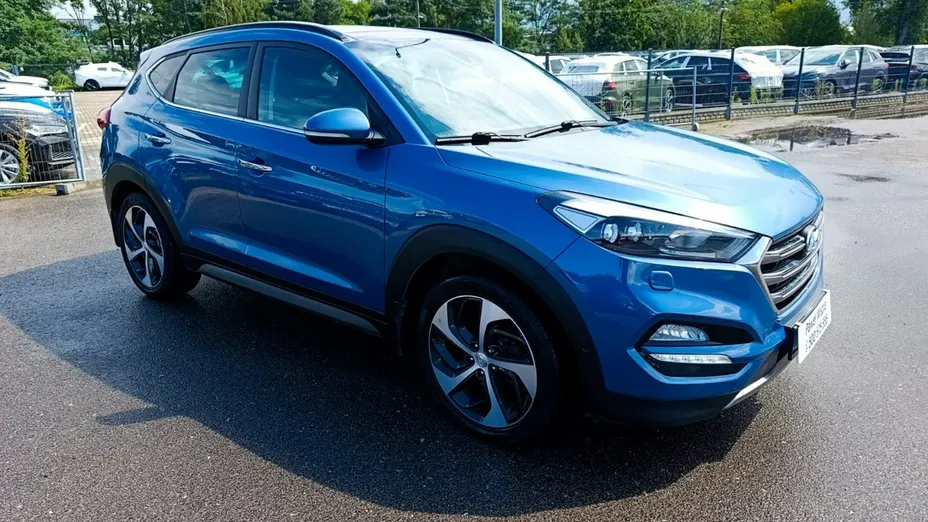 HYUNDAI Tucson -