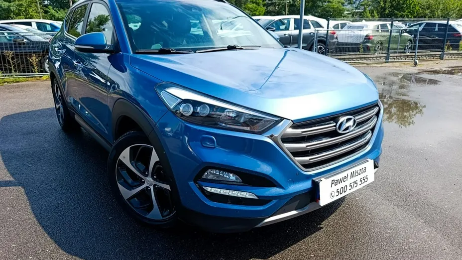HYUNDAI Tucson -