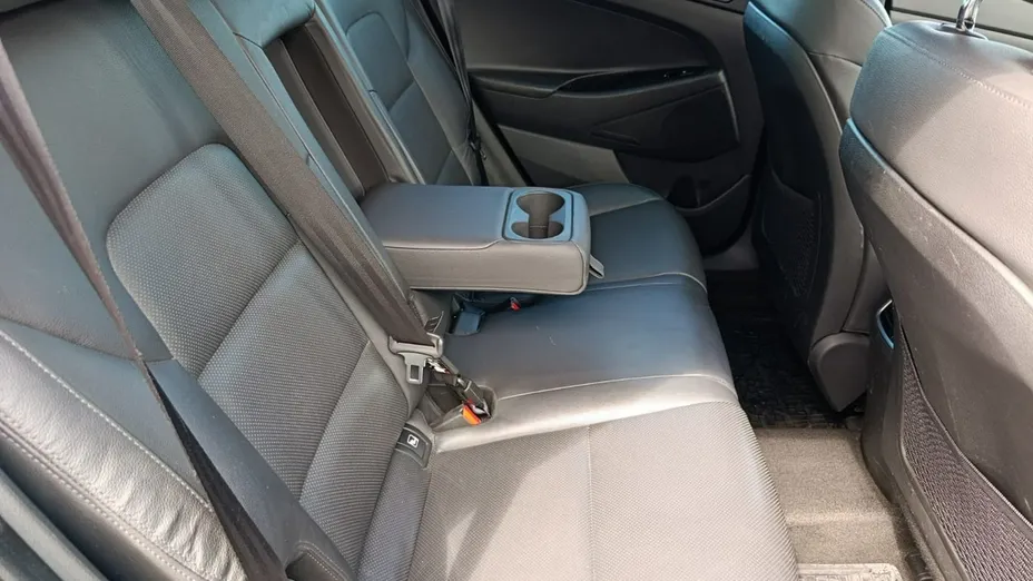HYUNDAI Tucson -