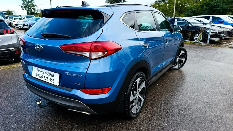 HYUNDAI Tucson -