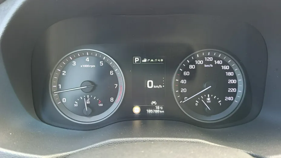 HYUNDAI Tucson -