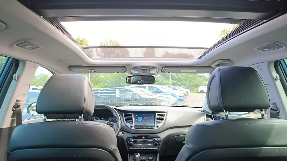 HYUNDAI Tucson -