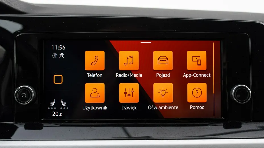 VOLKSWAGEN Golf -