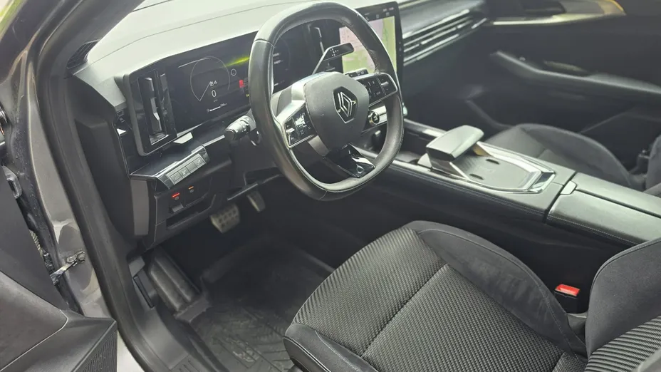 RENAULT Austral -