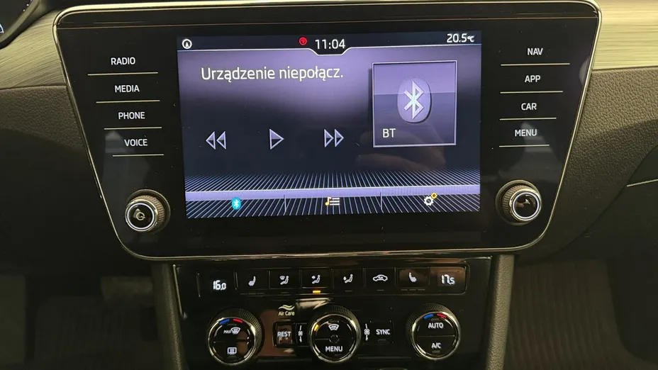 SKODA Superb -