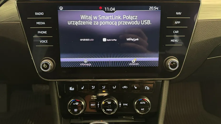SKODA Superb -