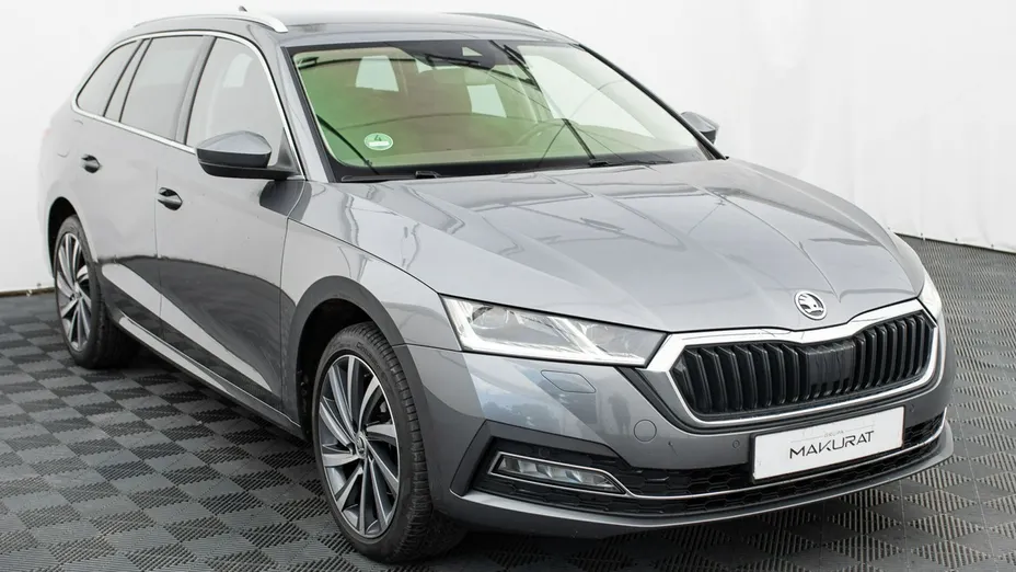 SKODA Octavia -