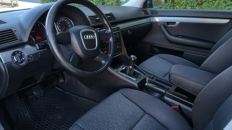 AUDI A4 Avant -