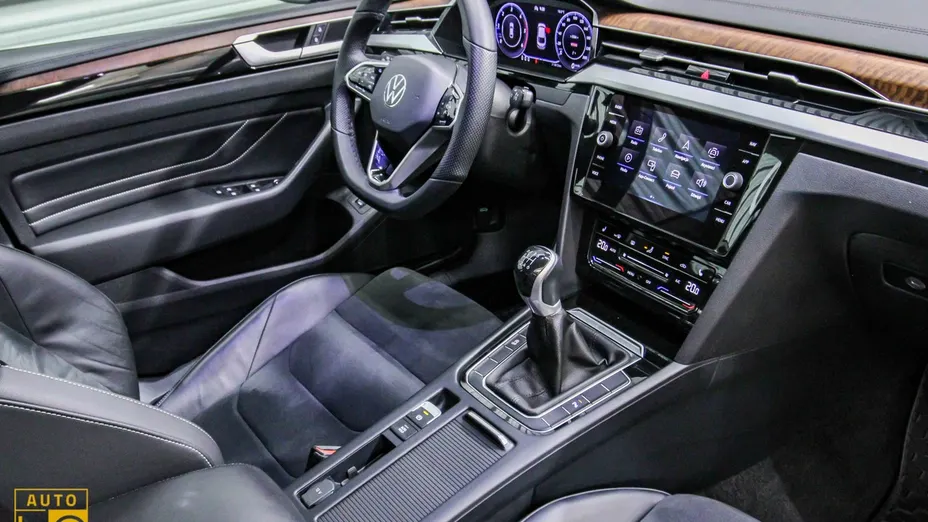 VOLKSWAGEN Arteon -