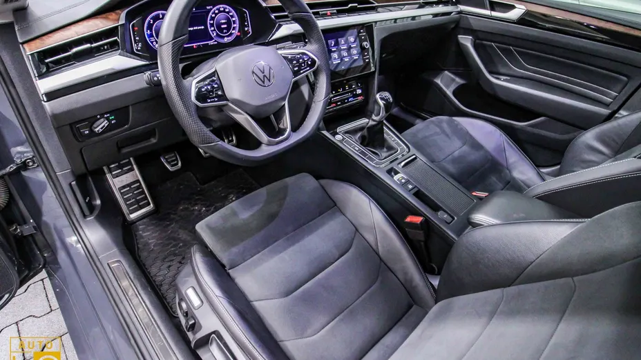 VOLKSWAGEN Arteon -