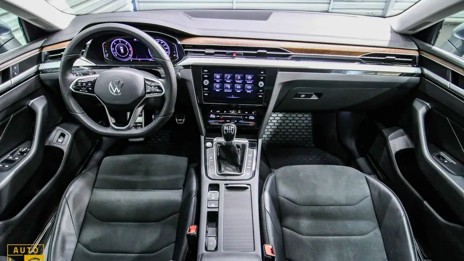 VOLKSWAGEN Arteon -