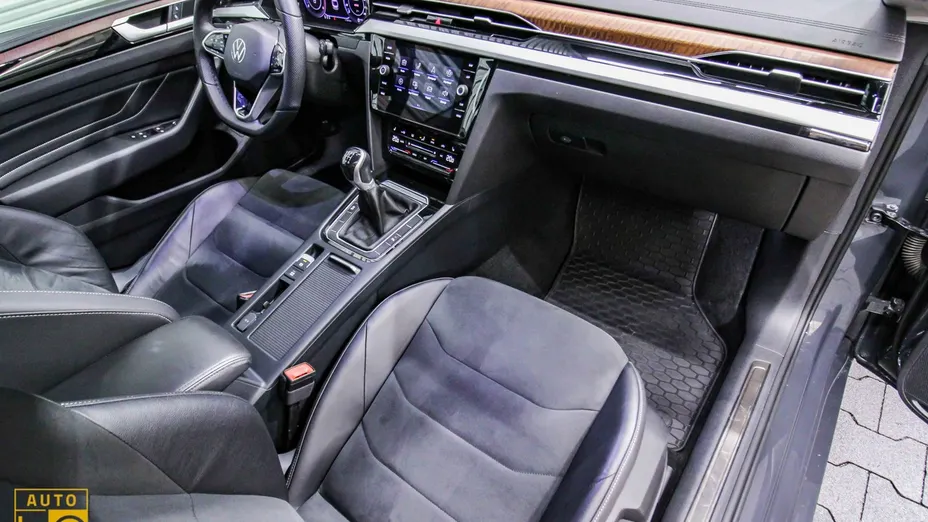 VOLKSWAGEN Arteon -