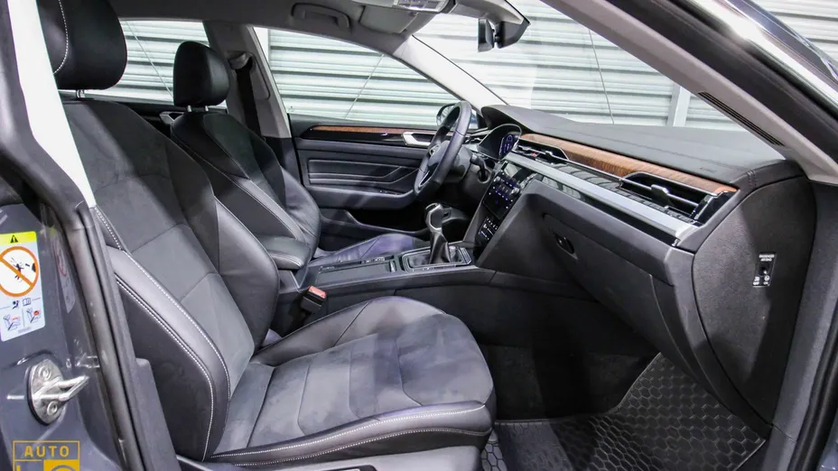 VOLKSWAGEN Arteon -