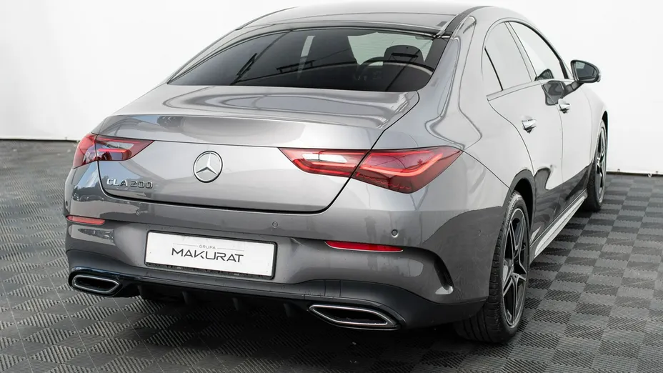 MERCEDES-BENZ CLA -