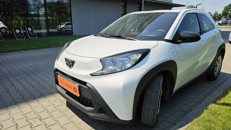 TOYOTA Aygo X -