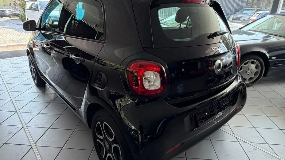 SMART forfour -