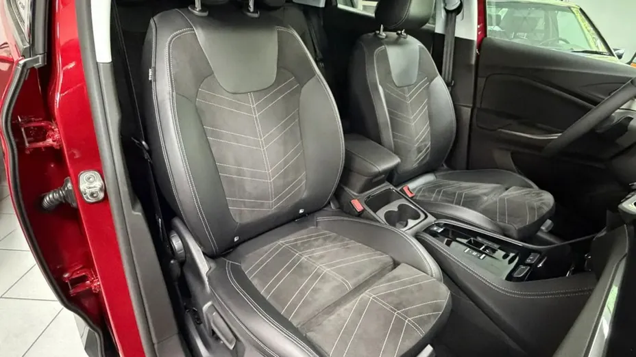 OPEL Grandland X -