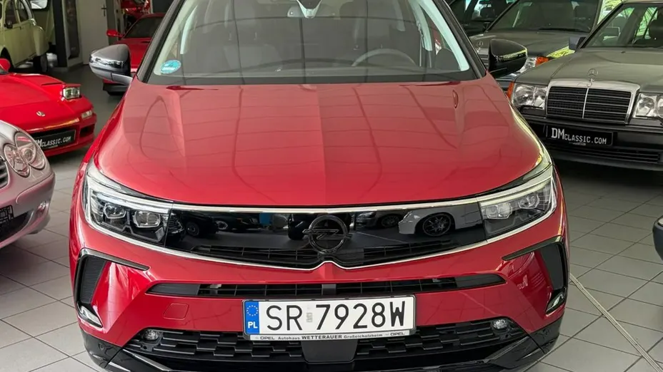 OPEL Grandland X -