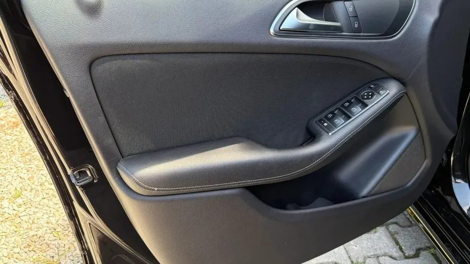 MERCEDES-BENZ B Klasa -