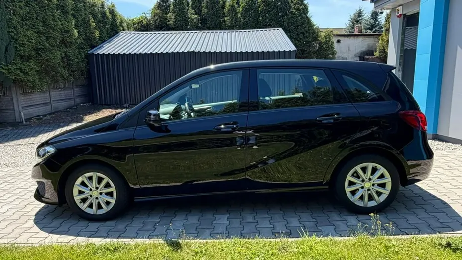 MERCEDES-BENZ B Klasa -
