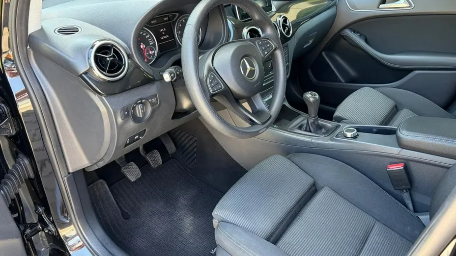 MERCEDES-BENZ B Klasa -