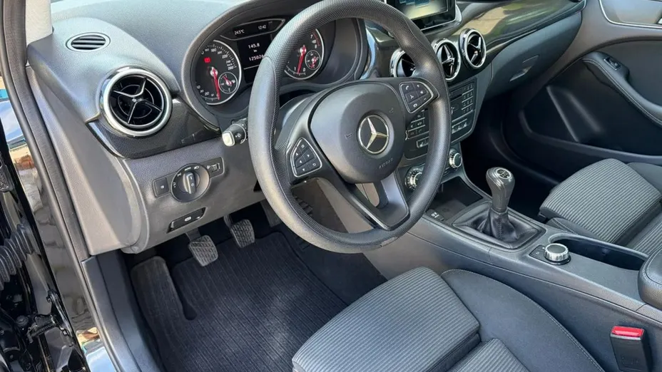 MERCEDES-BENZ B Klasa -