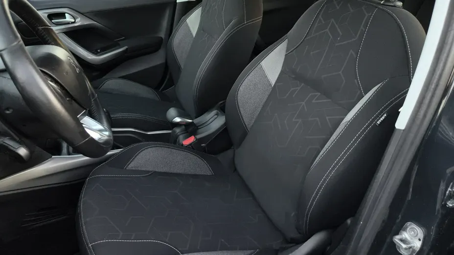 PEUGEOT 2008 -