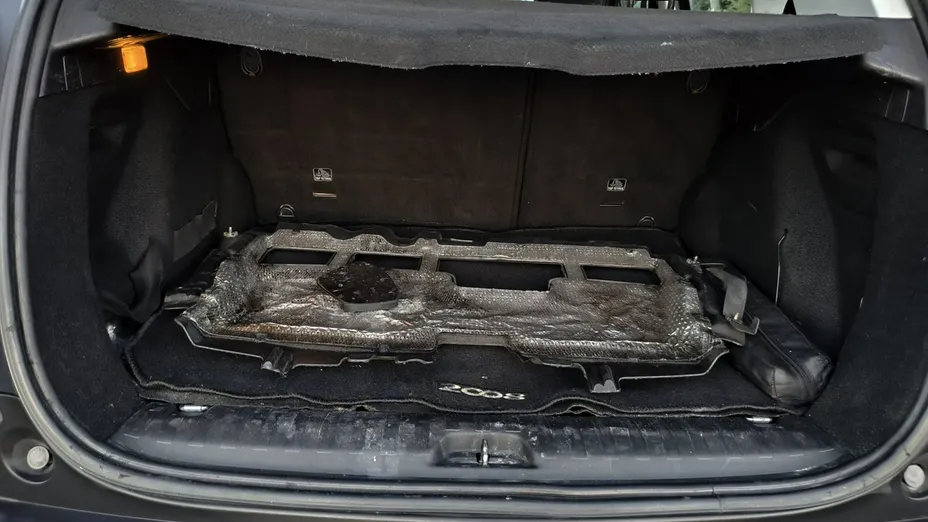 PEUGEOT 2008 -