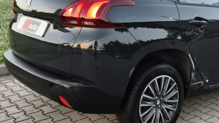 PEUGEOT 2008 -