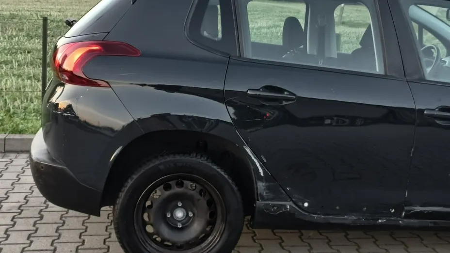 PEUGEOT 2008 -