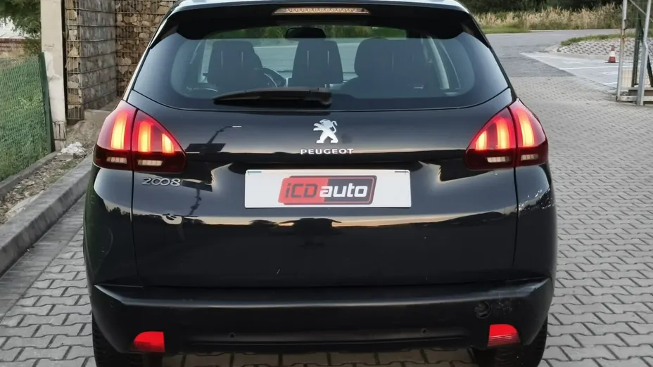 PEUGEOT 2008 -