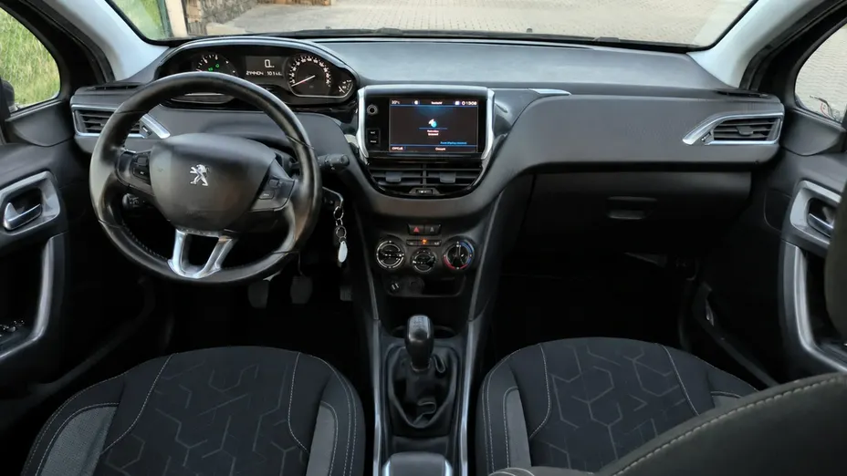 PEUGEOT 2008 -