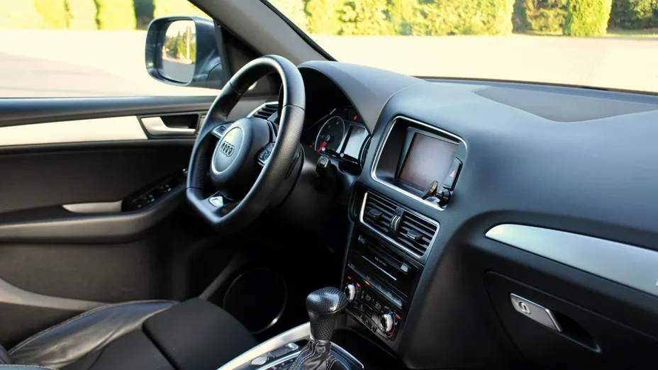 AUDI Q5 -