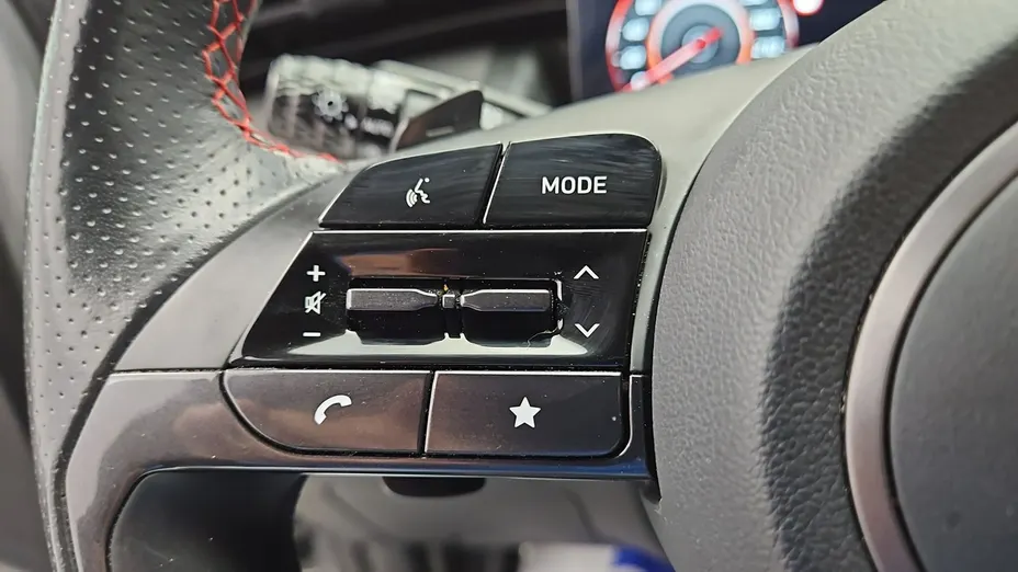 HYUNDAI Tucson -
