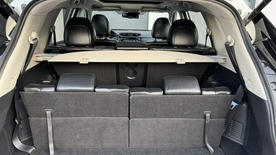 NISSAN X-Trail -